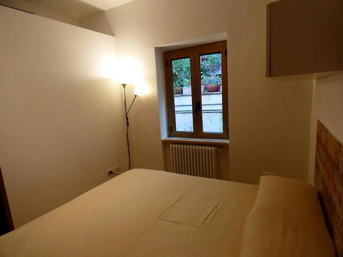 Le Dimore Di Esiodo Rome 0*,